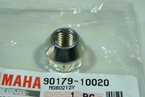 Гайка колеса Yamaha Grizzly 550, 700 90179-10020-00