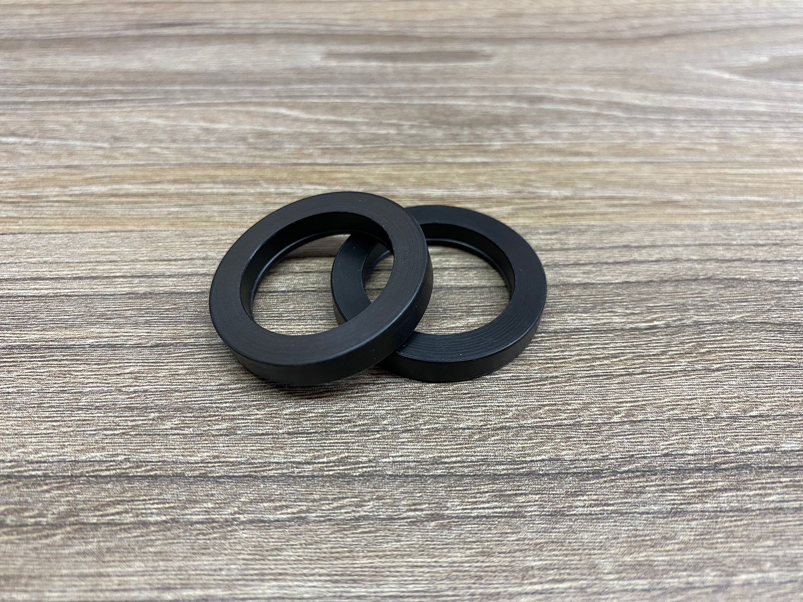 Втулка капролоновая для амортизатора FOX QS3 21 214-57-025-AP