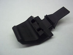 Крепление пластика снегохода BRP Can-Am 517305000 517303973