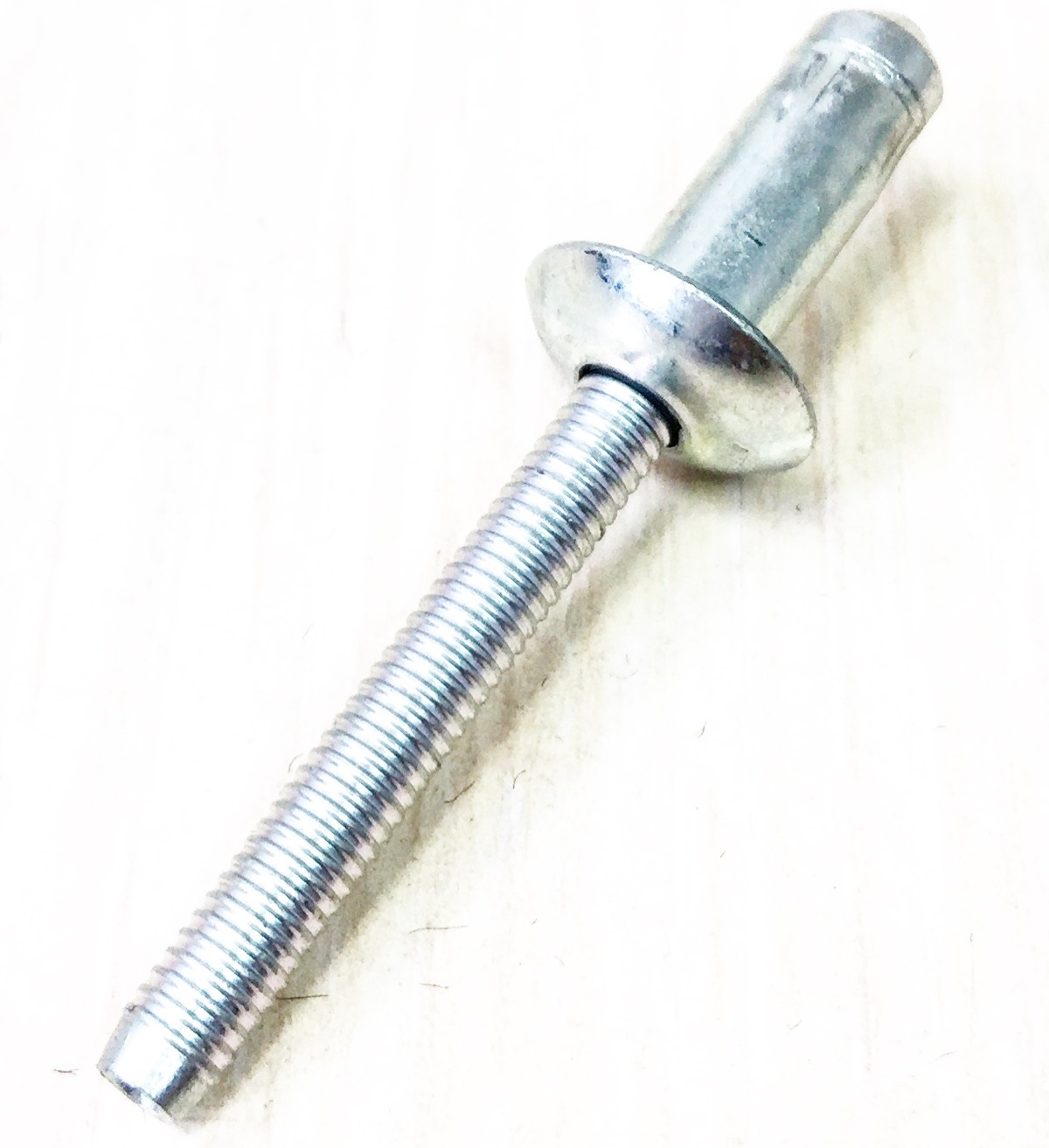 Заклепка снегохода (6,4X17) BRP Ski-Doo Summit Mxz Renegade Expedition Freeride Grand Touring 293150147 293150266