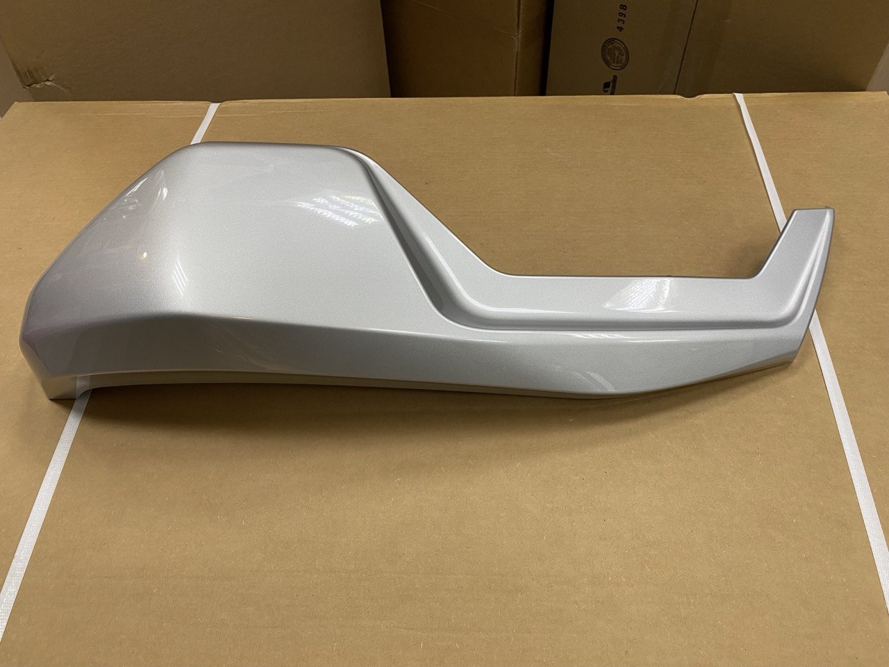 Крыло заднее левое (Hyper Silver) для BRP Can-am Outlander G3 1000 XMR 705018806