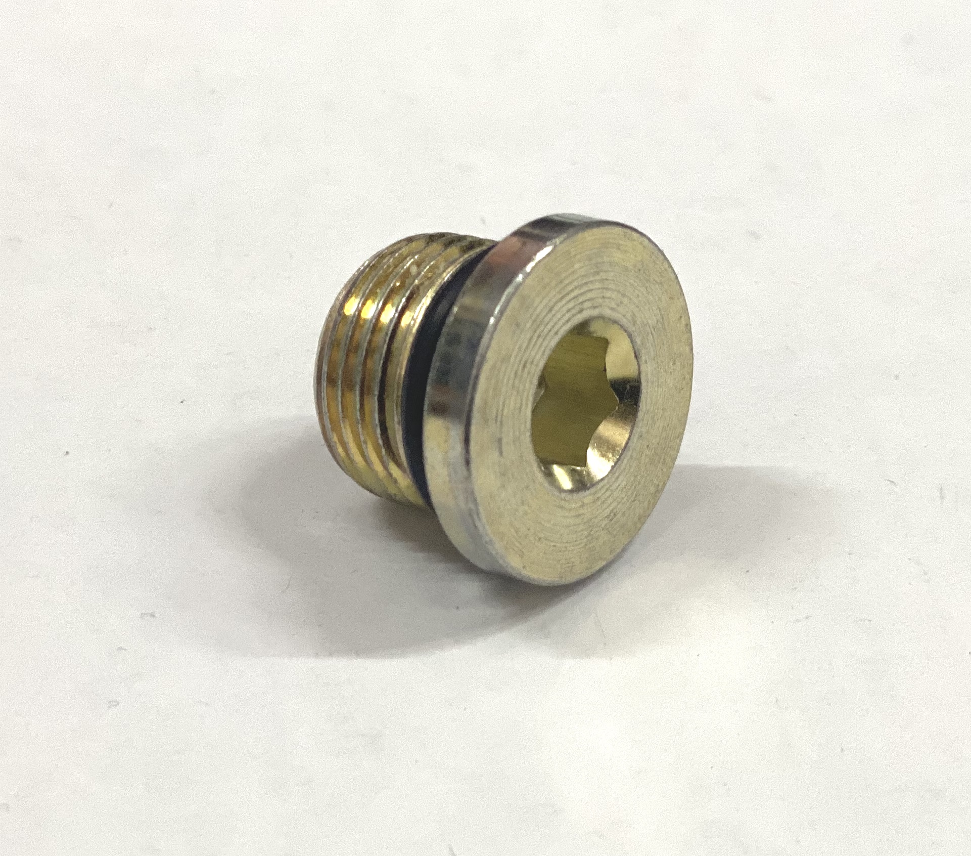 Пробка заливная заднего редуктора квадроцикла BRP 705501889