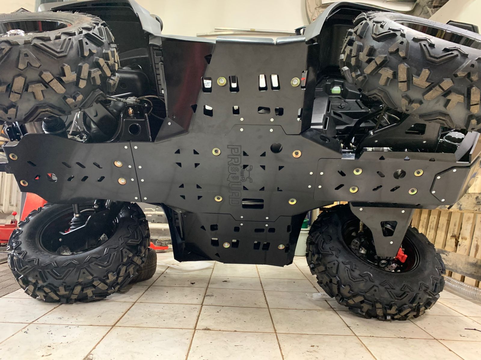 Комплект пластиковой защиты Proquad квадроцикла ODES 650 1000 Patchcross L max PROQUAD-ODES-MAX