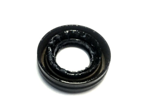 Сальник привода переднего редуктора Suzuki KingQuad 27406-38FD0 27406-38FD0-000